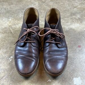 Cole Haan Men's Brown Leather Shoes with Vibram Soles 
Size: 10 1/2